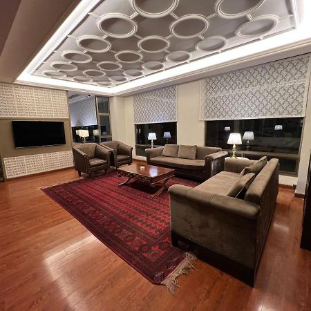 Shelton Suites 布尔班 外观 照片