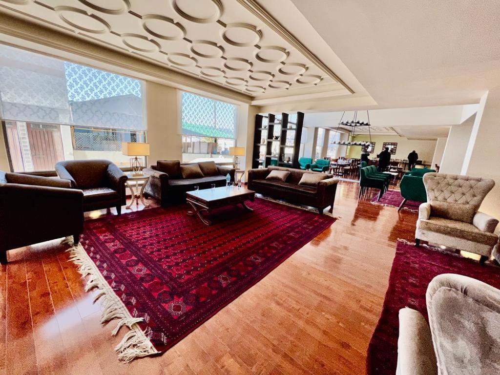 Shelton Suites 布尔班 外观 照片